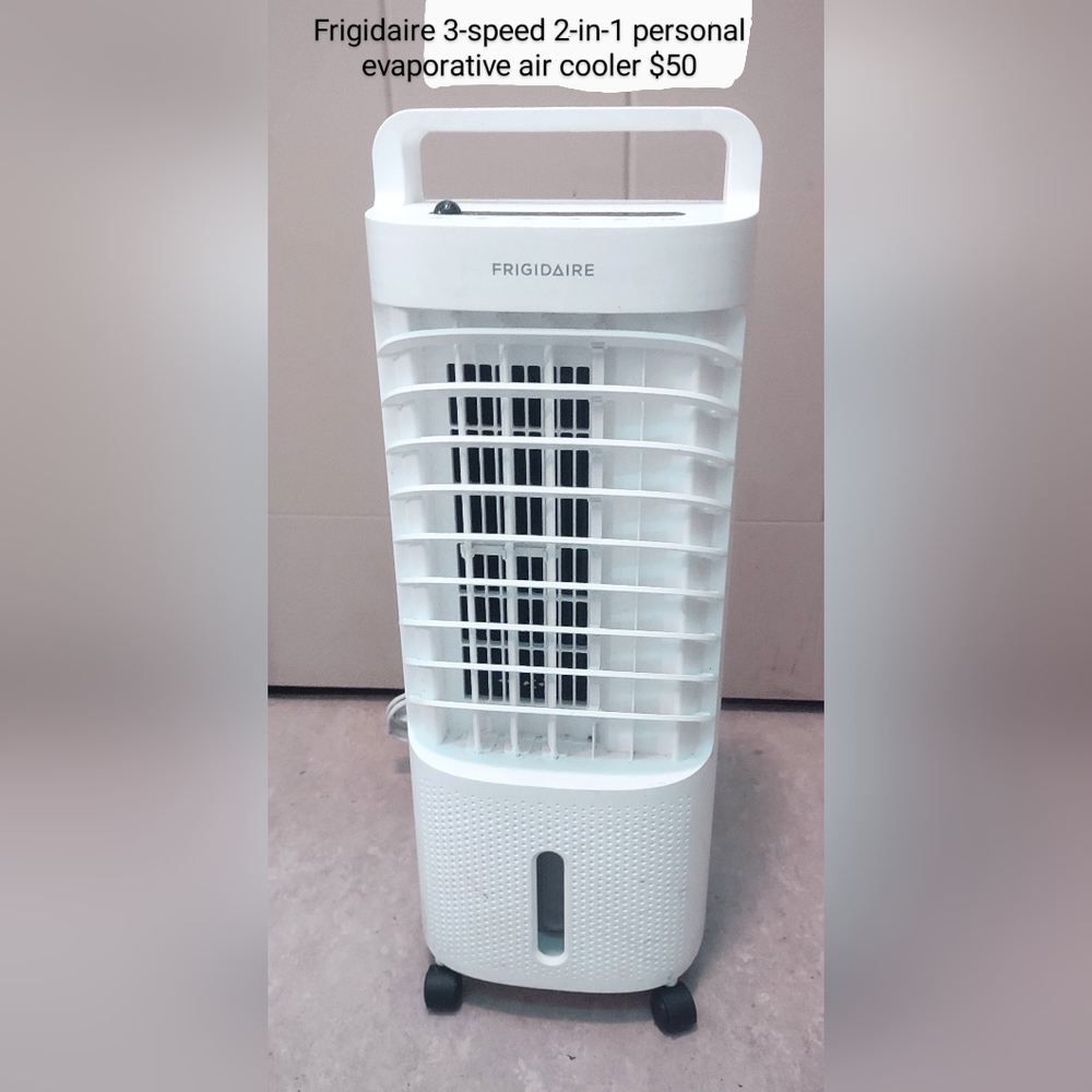 Frigidaire 3-Speed 2-in-1 personal evaporative air cooler